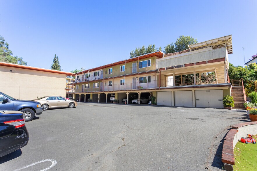 More Photos Of 951-955 Karol Way, San Leandro Apartments For Sale