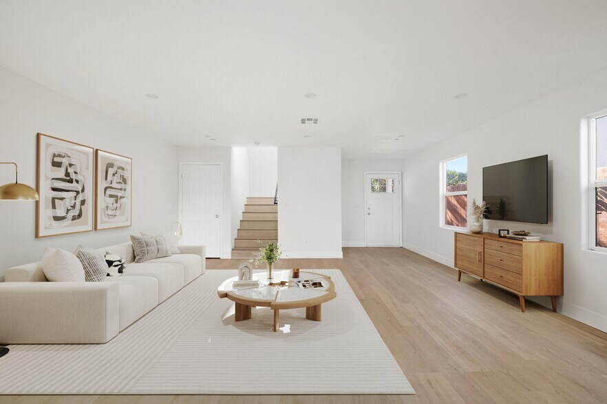 More Photos Of 645 W 97th St, Los Angeles Multifamily For Sale
