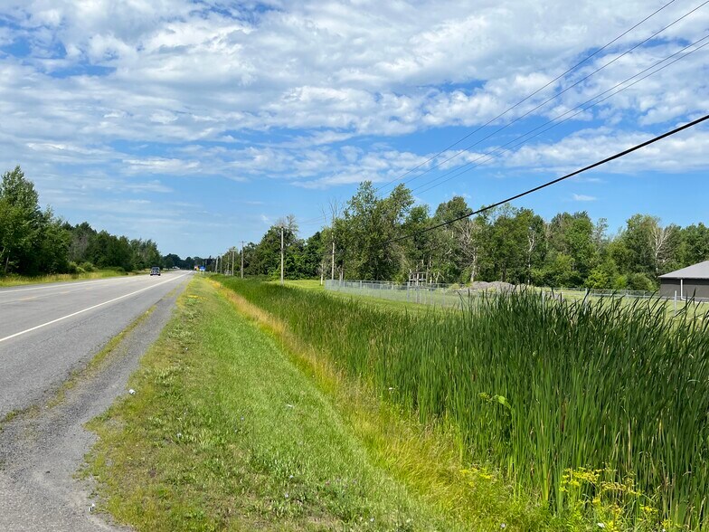 More Photos Of 13373 County Road 2, Morrisburg Distribution For Lease