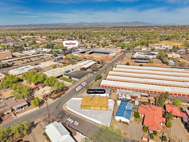 More Photos Of 1747 Jay St, Santa Fe Warehouse For Sale