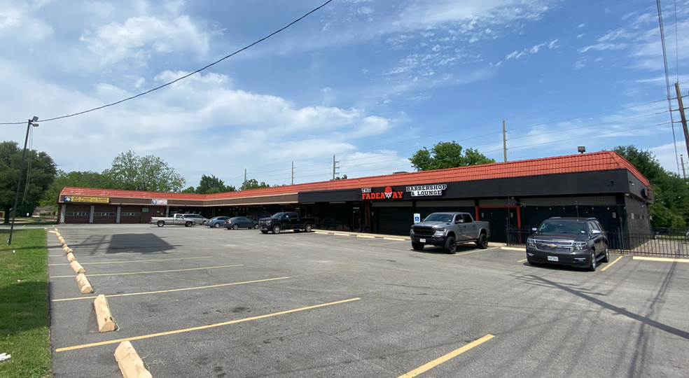 Primary Photo Of 13660-13670 Westheimer Rd, Houston General Retail For Sale