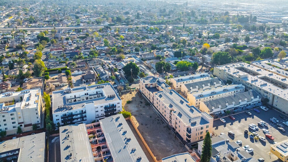 More Photos Of 7911 Ventura Canyon Ave, Panorama City Land For Sale