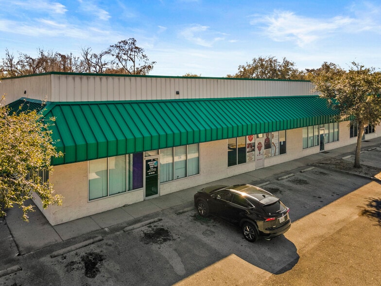 More Photos Of 3239 Old Winter Garden Rd, Orlando Flex For Sale