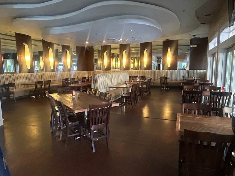 More Photos Of 206 Olde New Jersey Ave, North Wildwood Restaurant For Sale