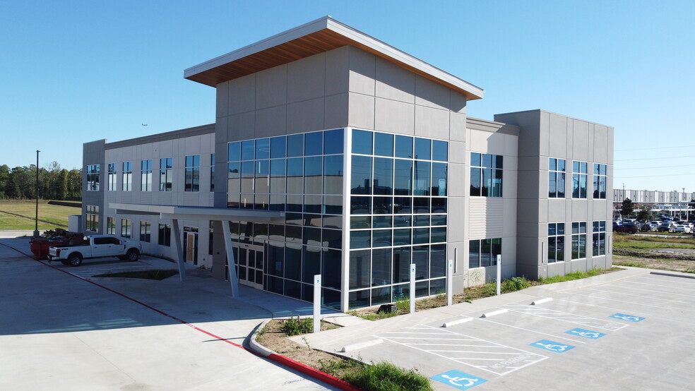 Primary Photo Of 18760 US 59 N hwy, Humble Office For Lease