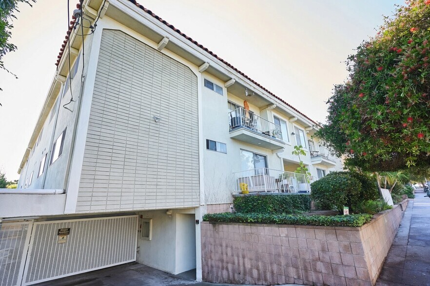 More Photos Of 440 Raymond Ave, Santa Monica Apartments For Sale