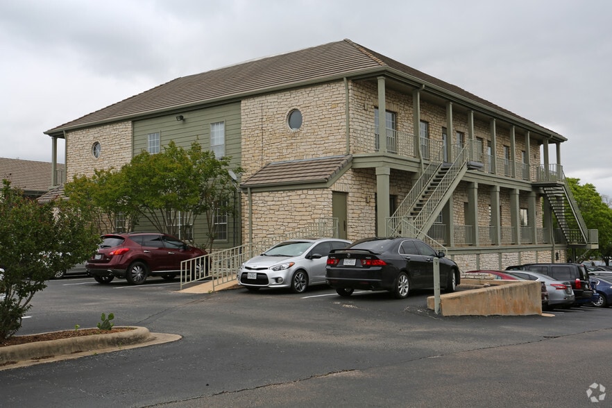 More Photos Of 4412 Spicewood Springs Rd, Austin Unknown For Lease