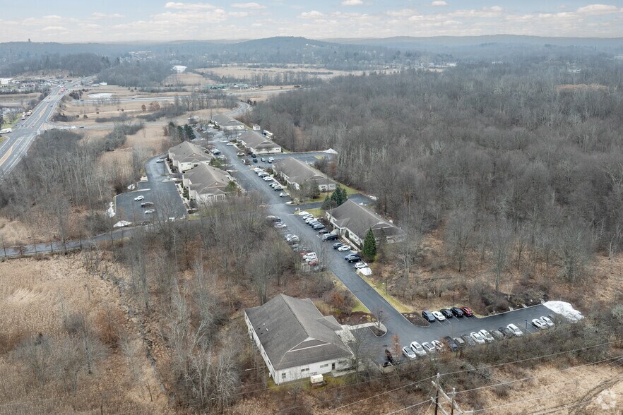 More Photos Of 3 Coates Dr, Goshen Unknown For Lease