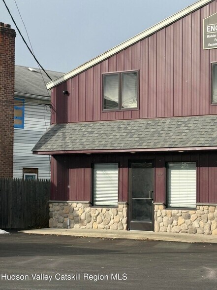 More Photos Of 464 NY-212, Saugerties Office For Lease