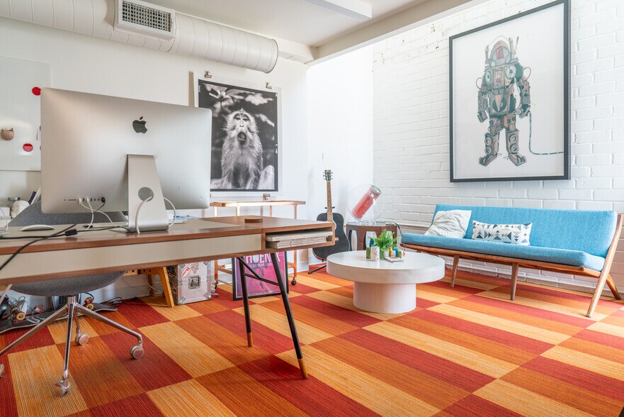 More Photos Of 1109 N Virgil Ave, Los Angeles Office For Sale