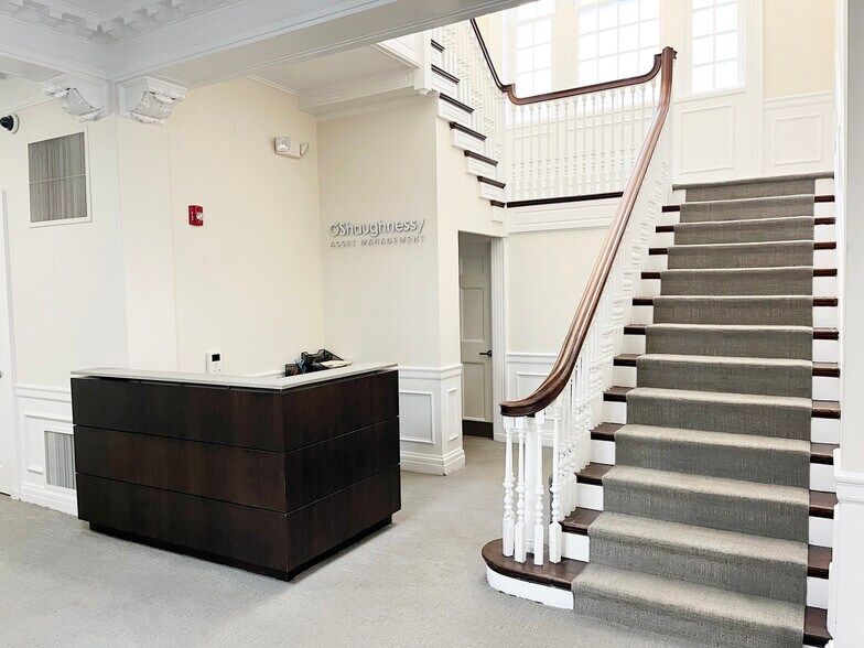 More Photos Of 6 Suburban Ave, Stamford Office For Lease