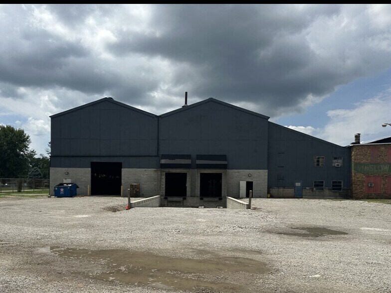 More Photos Of 4530 N 25th St, Terre Haute Warehouse For Sale