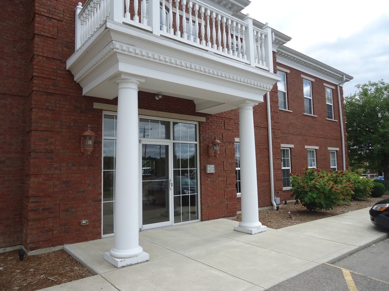 More Photos Of 3860 Race Rd, Cincinnati Medical For Sale