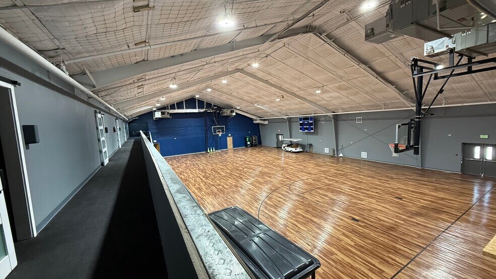 More Photos Of 5000 Silver Star Rd, Orlando Specialty For Sale