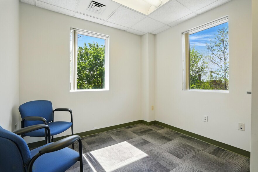 More Photos Of 91 Washington St, Taunton Medical For Lease
