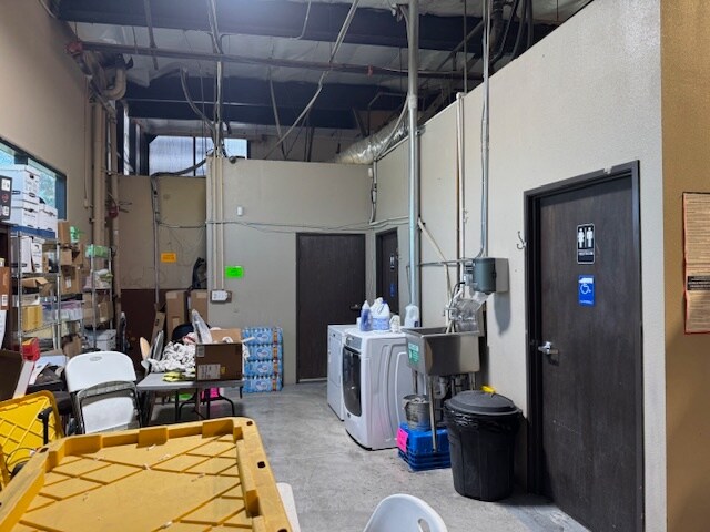 More Photos Of 86665 Avenue 54, Coachella Warehouse For Sale