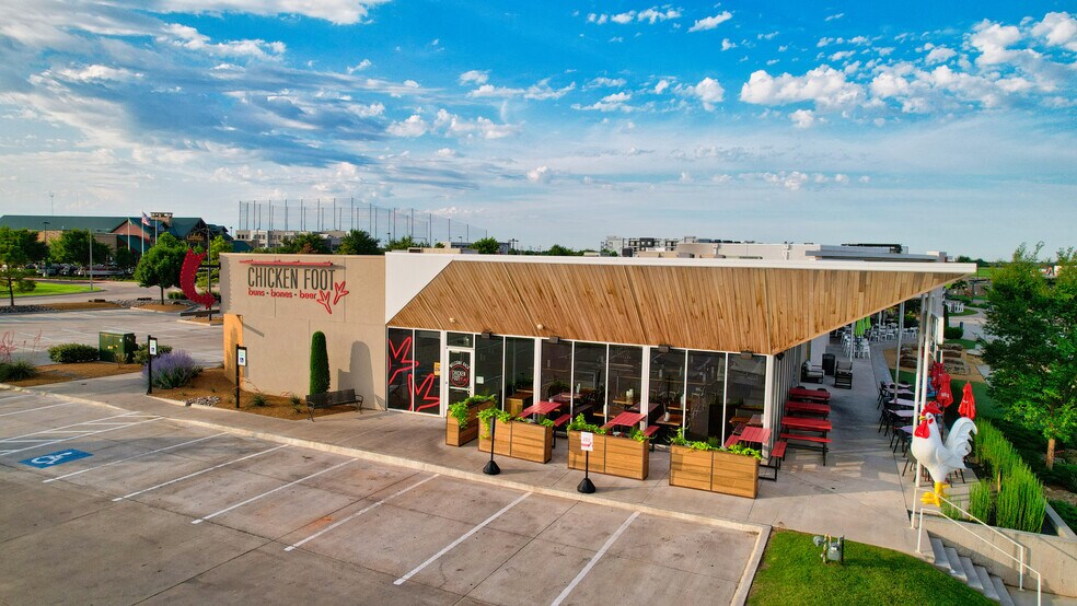 More Photos Of 1316 W Memorial Rd, Oklahoma City Restaurant For Lease