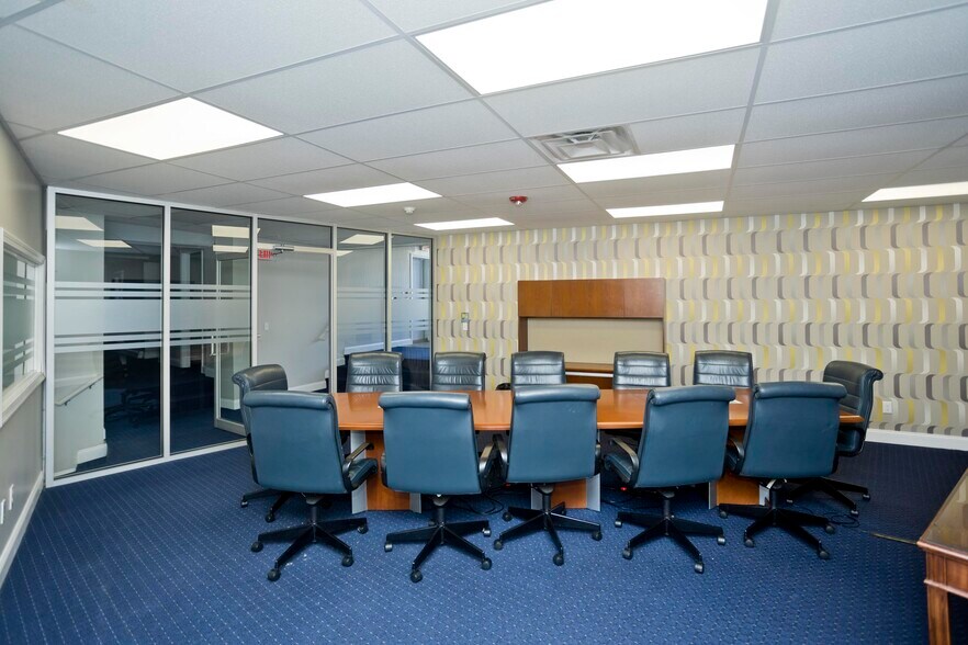 More Photos Of 16 Shaker Rd, East Longmeadow General Retail For Sale