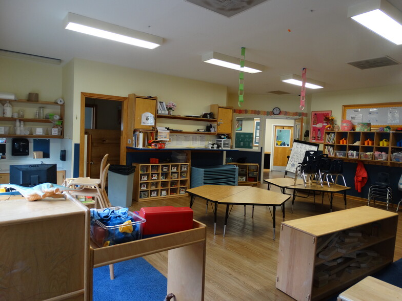 More Photos Of 43560 Suzanne Hope Way, Ashburn Daycare Center For Sale