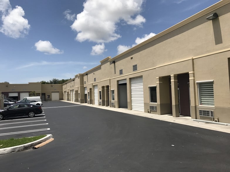 More Photos Of 15075 SW 137th St, Miami Warehouse For Lease
