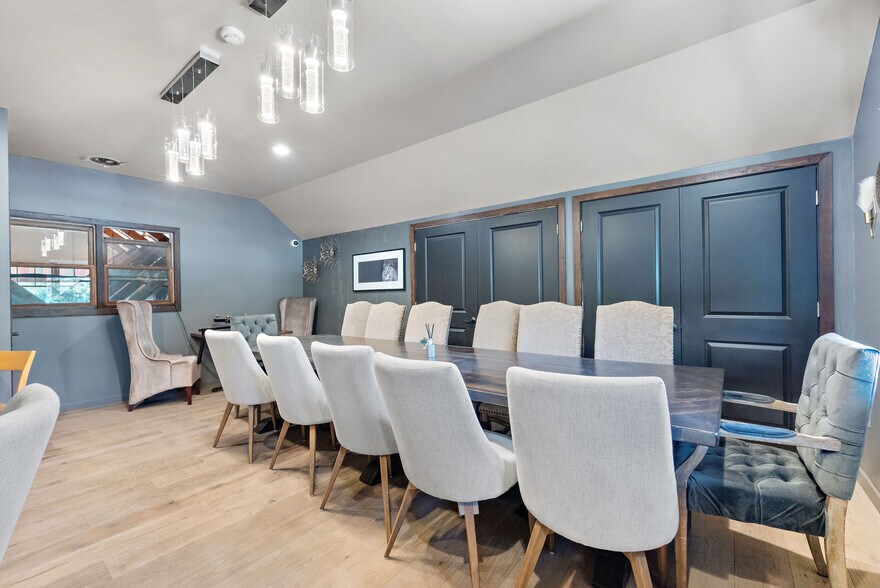 More Photos Of 14886 S Traverse Ridge Rd, Draper Restaurant For Sale