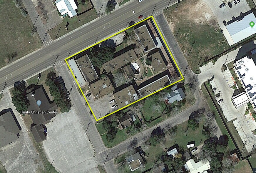 More Photos Of 1200 E Houston St, Beeville Apartments For Sale