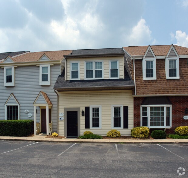 More Photos Of 1344-1346 Ashley Sq, Winston-Salem Office Residential For Lease