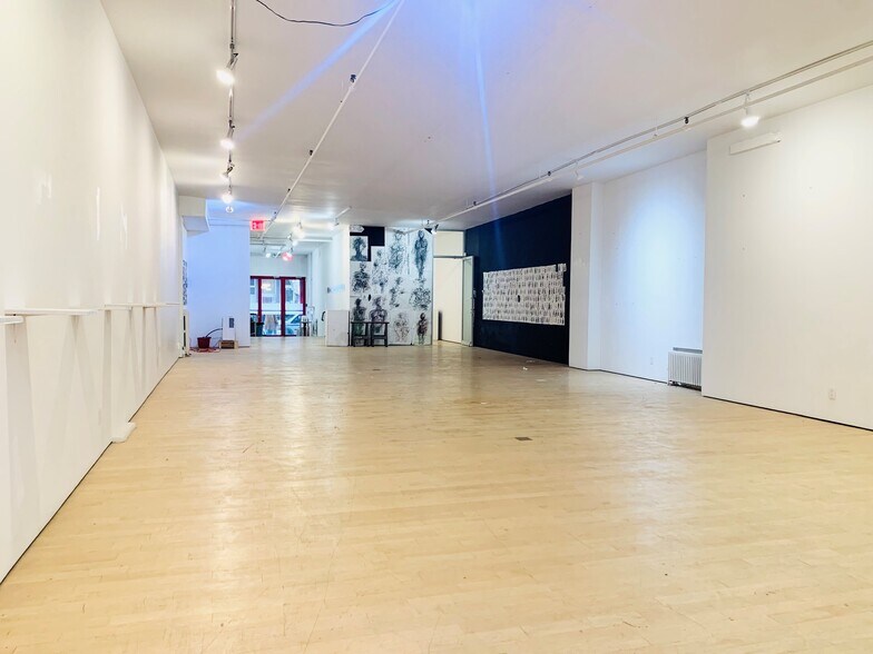 More Photos Of 133 Eldridge St, New York Storefront Retail Residential For Lease