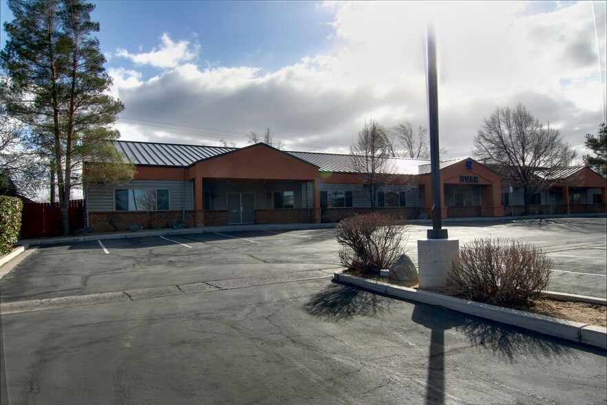 More Photos Of 760 Margrave Dr, Reno Office For Lease