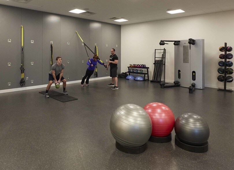 More Photos Of 225 S 6th St, Minneapolis Office For Lease