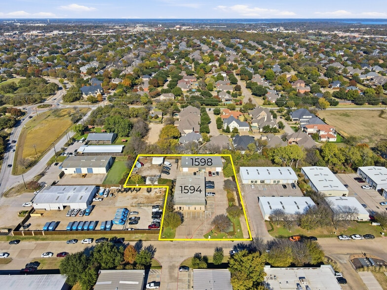 More Photos Of 1594-1598 Hart Ct, Southlake Light Manufacturing For Sale