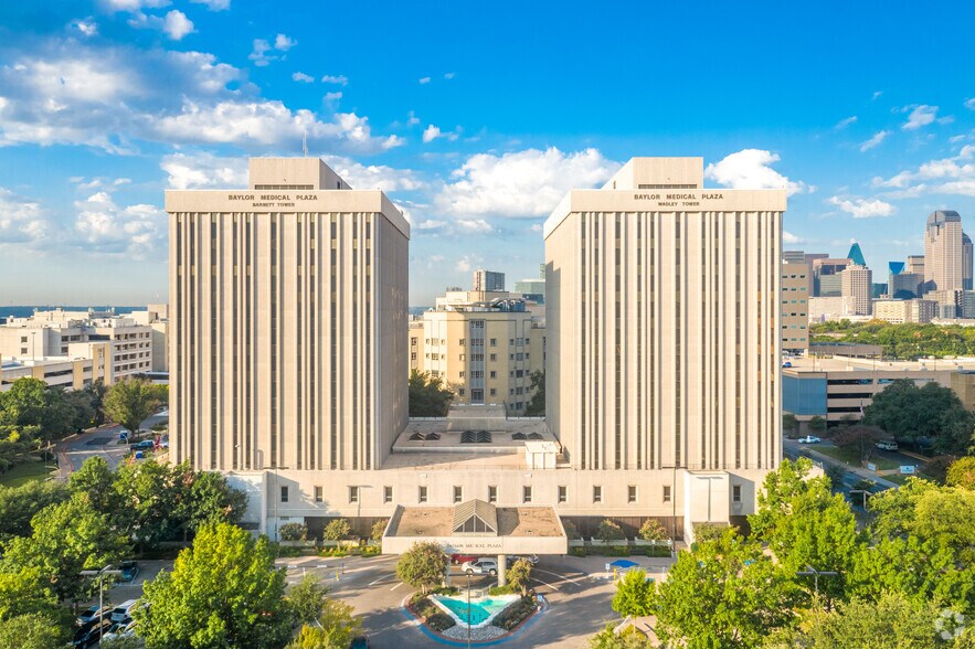 More Photos Of 3600 Gaston Ave, Dallas Office For Sale