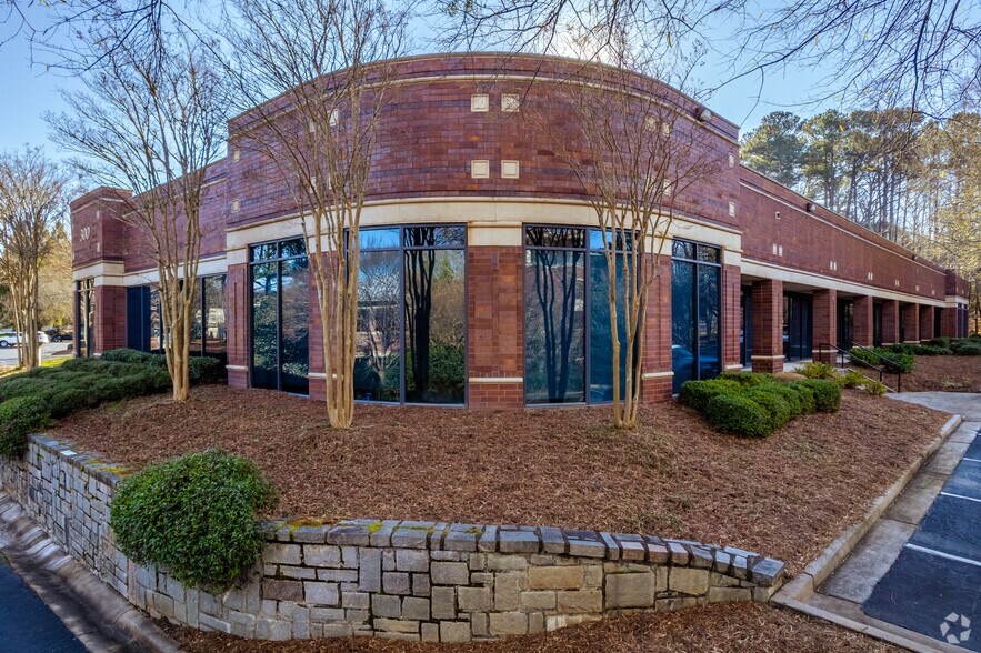 More Photos Of 1000 Mansell Exchange W, Alpharetta Unknown For Lease