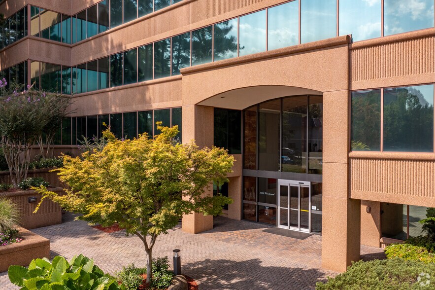 More Photos Of 3675 Crestwood Pkwy NW, Duluth Office Residential For Lease
