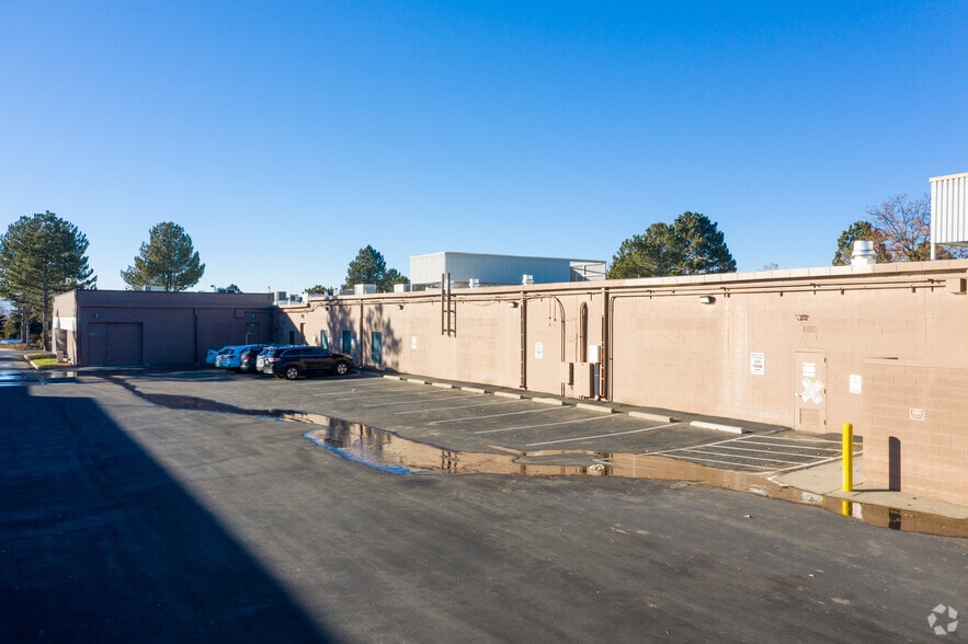 More Photos Of 1300 S Potomac St, Aurora Unknown For Lease