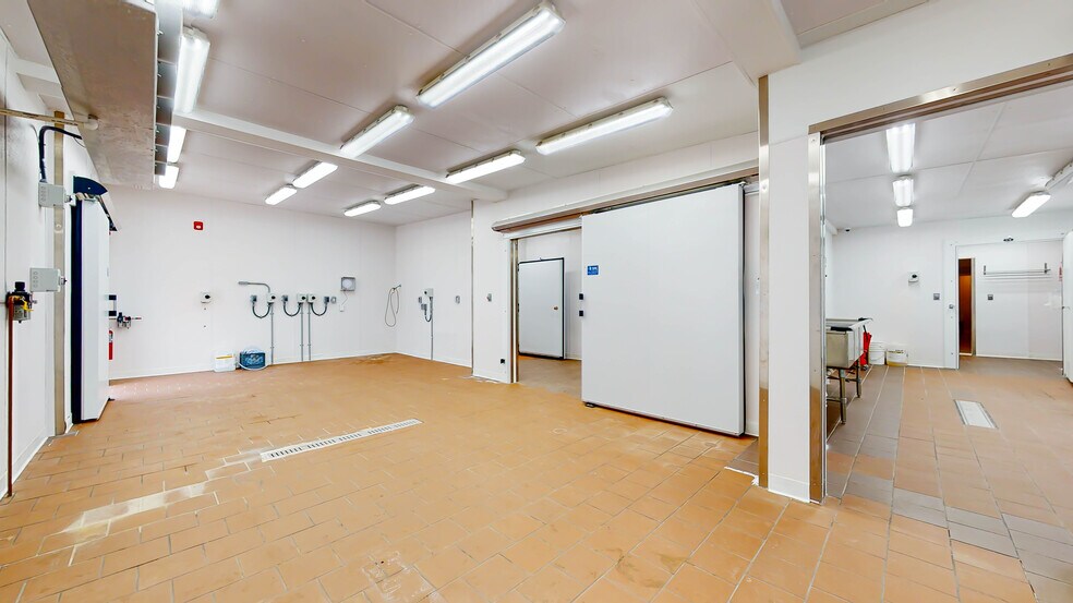 More Photos Of 906 Rt-28, Kingston Restaurant For Sale