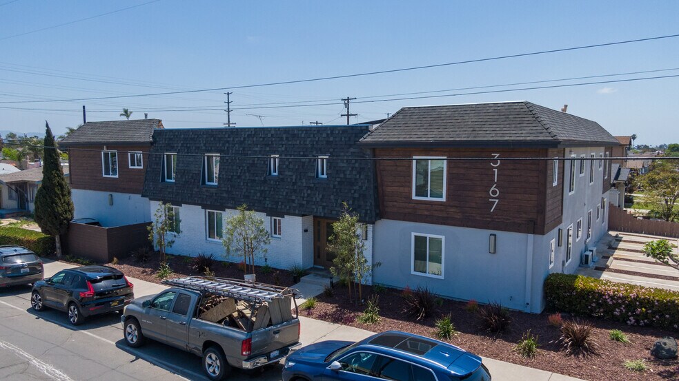 More Photos Of 3167 Landis St, San Diego Apartments For Sale