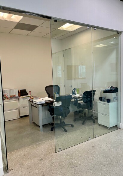 More Photos Of 40 SW 13th St, Miami Office Residential For Lease