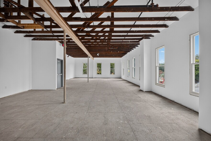 More Photos Of 2517 Bull St, Savannah Storefront Retail Office For Lease