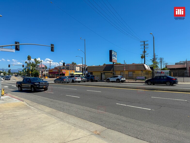 More Photos Of 3409-3421 S La Brea Ave, Los Angeles General Retail For Lease