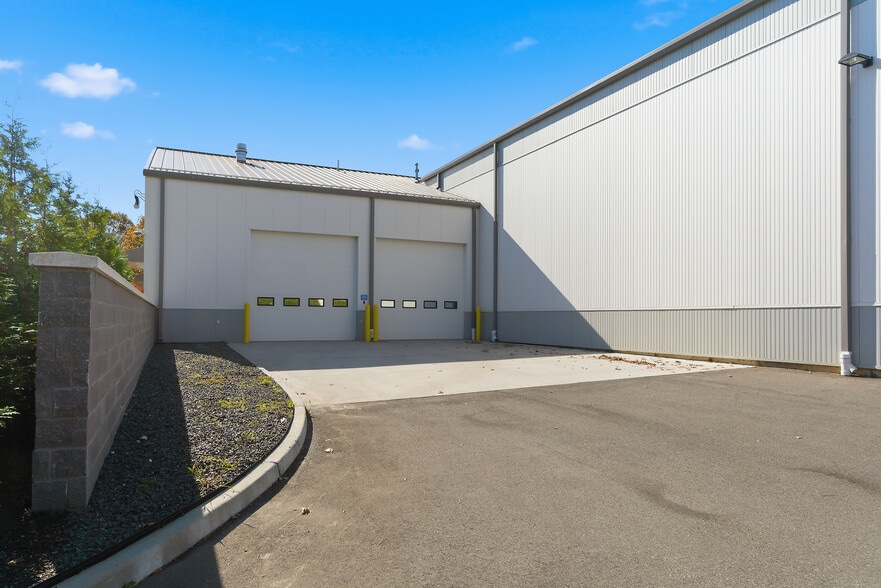 More Photos Of 15 Burnt Tavern Rd, Millstone Township Warehouse For Sale