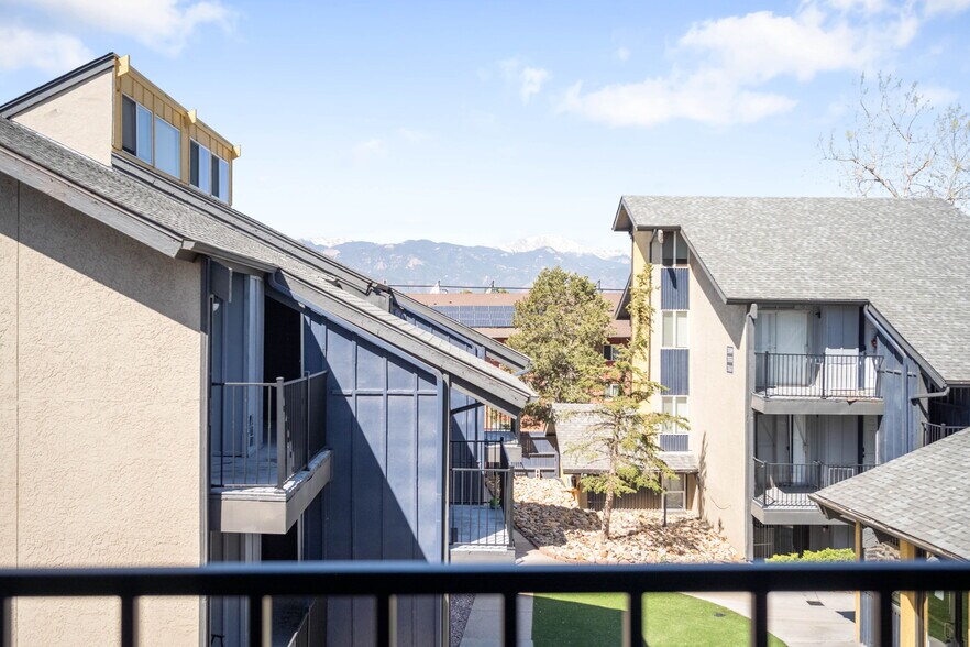 More Photos Of 3349 E Fountain Blvd, Colorado Springs Apartments For Sale