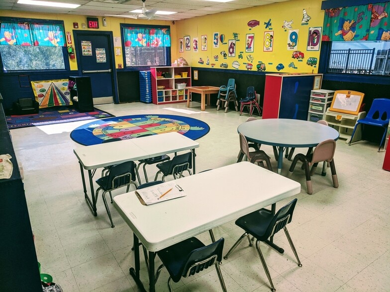 More Photos Of 1804 NW 52nd St, Lawton Specialty For Sale