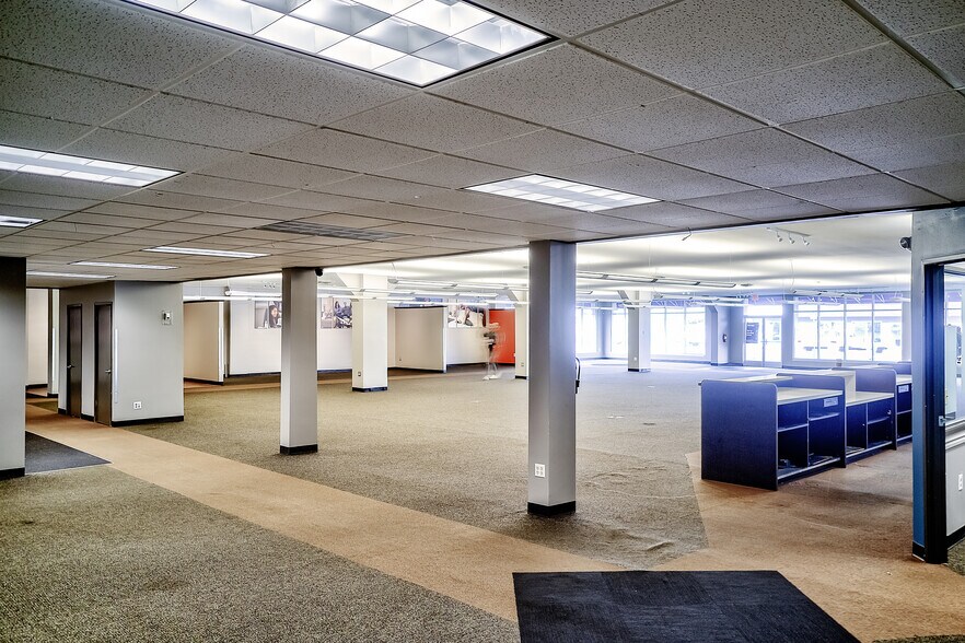 More Photos Of 2825 E Fourth Plain Blvd, Vancouver Freestanding For Lease