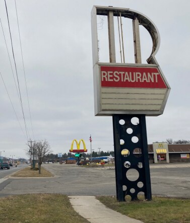 More Photos Of 2222 S I 75 Business Loop, Grayling Restaurant For Sale