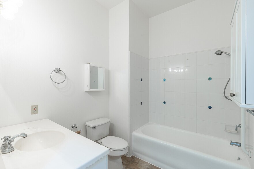 More Photos Of 411 Walten Way, Windsor Multifamily For Sale