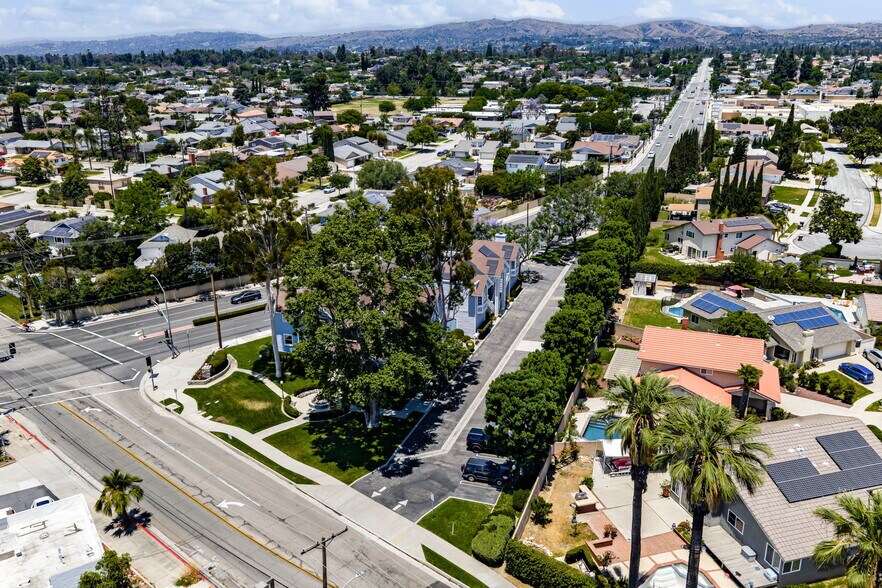 More Photos Of 503 W Palm Dr, Placentia Office Residential For Lease