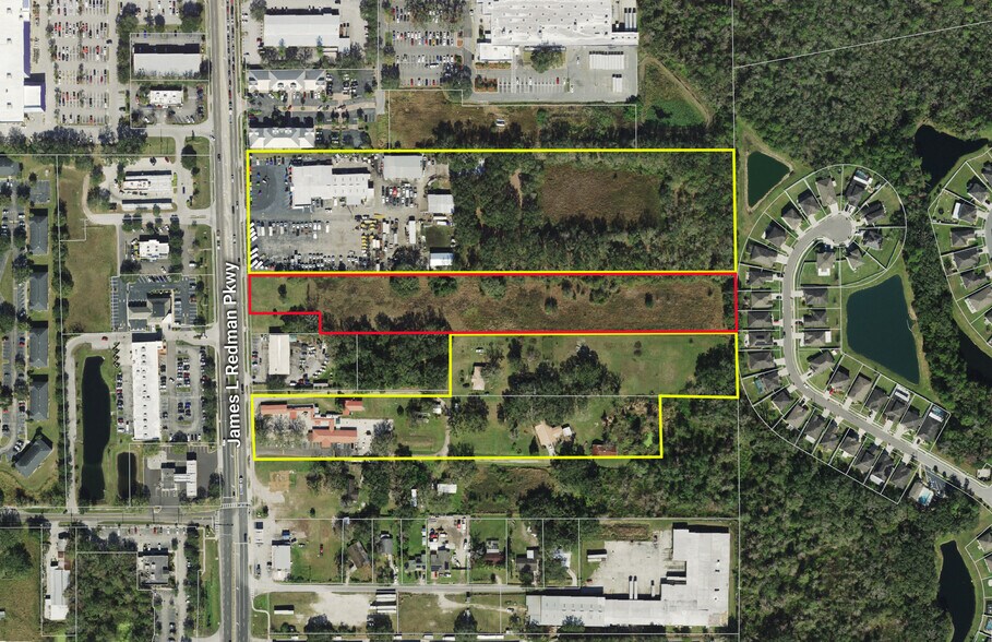 More Photos Of 2914 James L Redman Pky, Plant City Storefront Retail Office For Sale