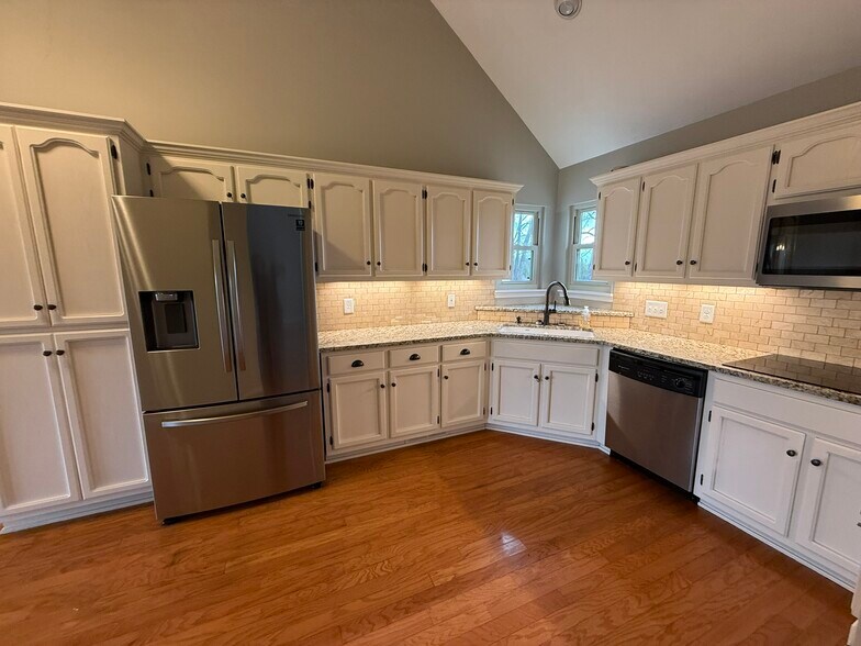 More Photos Of 315 S Posey Hill Rd, Mount Juliet Loft Creative Space For Sale