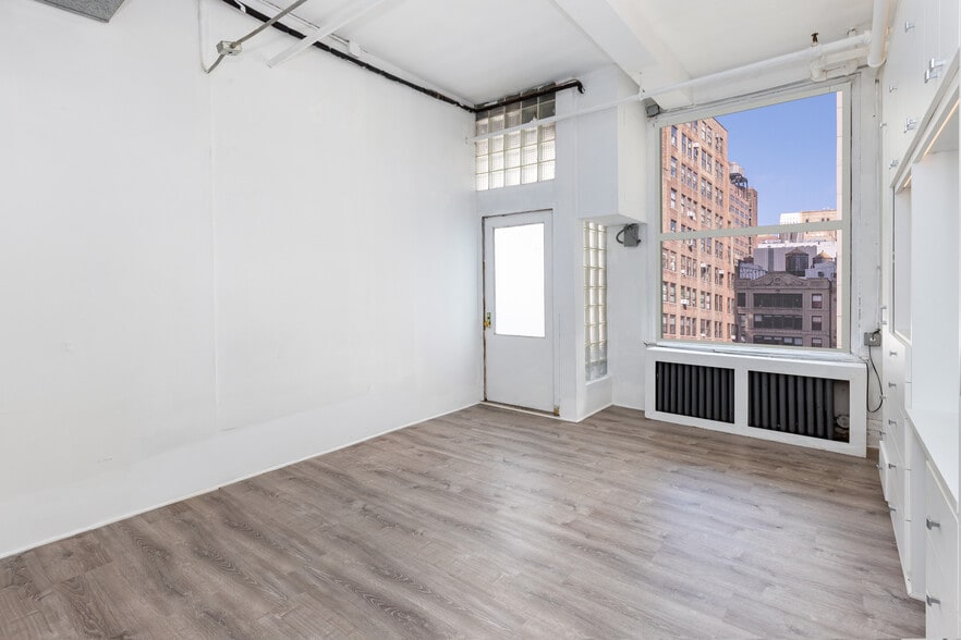 More Photos Of 144-152 W 27th St, New York Apartments For Sale